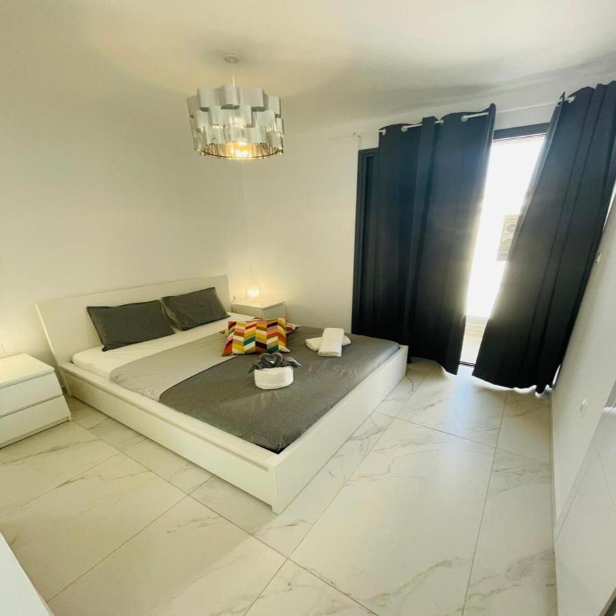 By The Beach Villa Natalya Protaras Exterior photo
