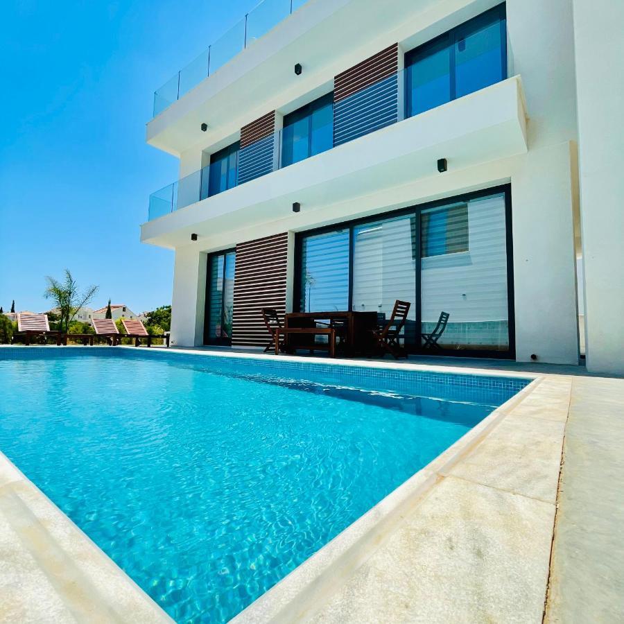 By The Beach Villa Natalya Protaras Exterior photo